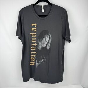 Taylor Swift Reputation Stadium Tour T-Shirt Gray Size Large Concert Merch Tee